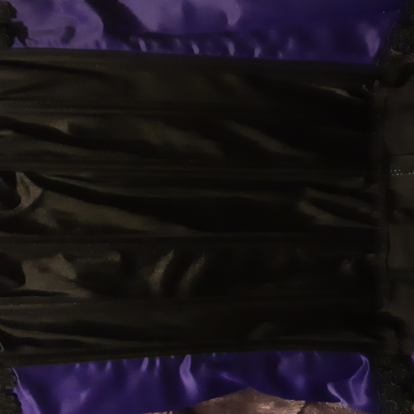 Bustier - Picture 4 of 4